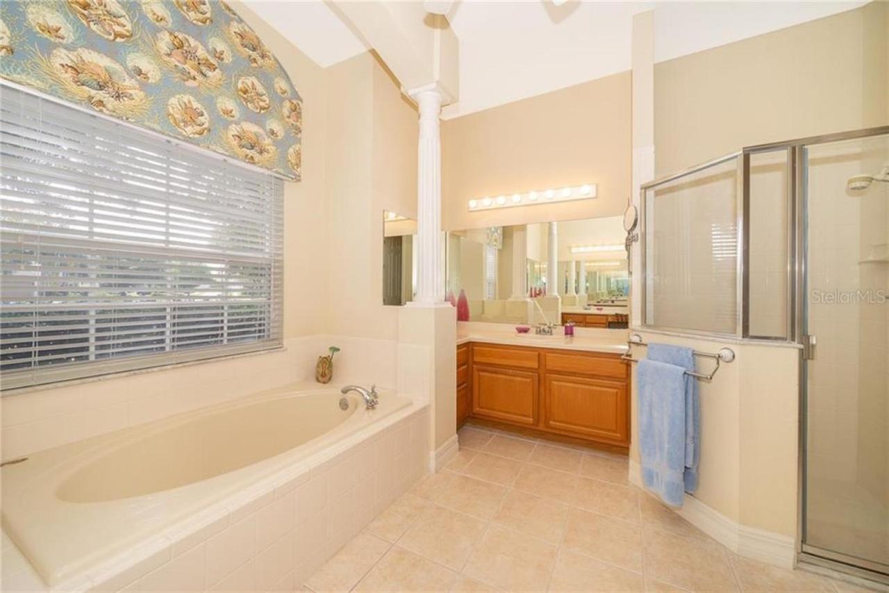 Mickeys Corner - Fantastic 5Br With Large Private Garden Pool Hot Tub Game Room Gas Bbq 2 Miles To Disney Orlando Ngoại thất bức ảnh