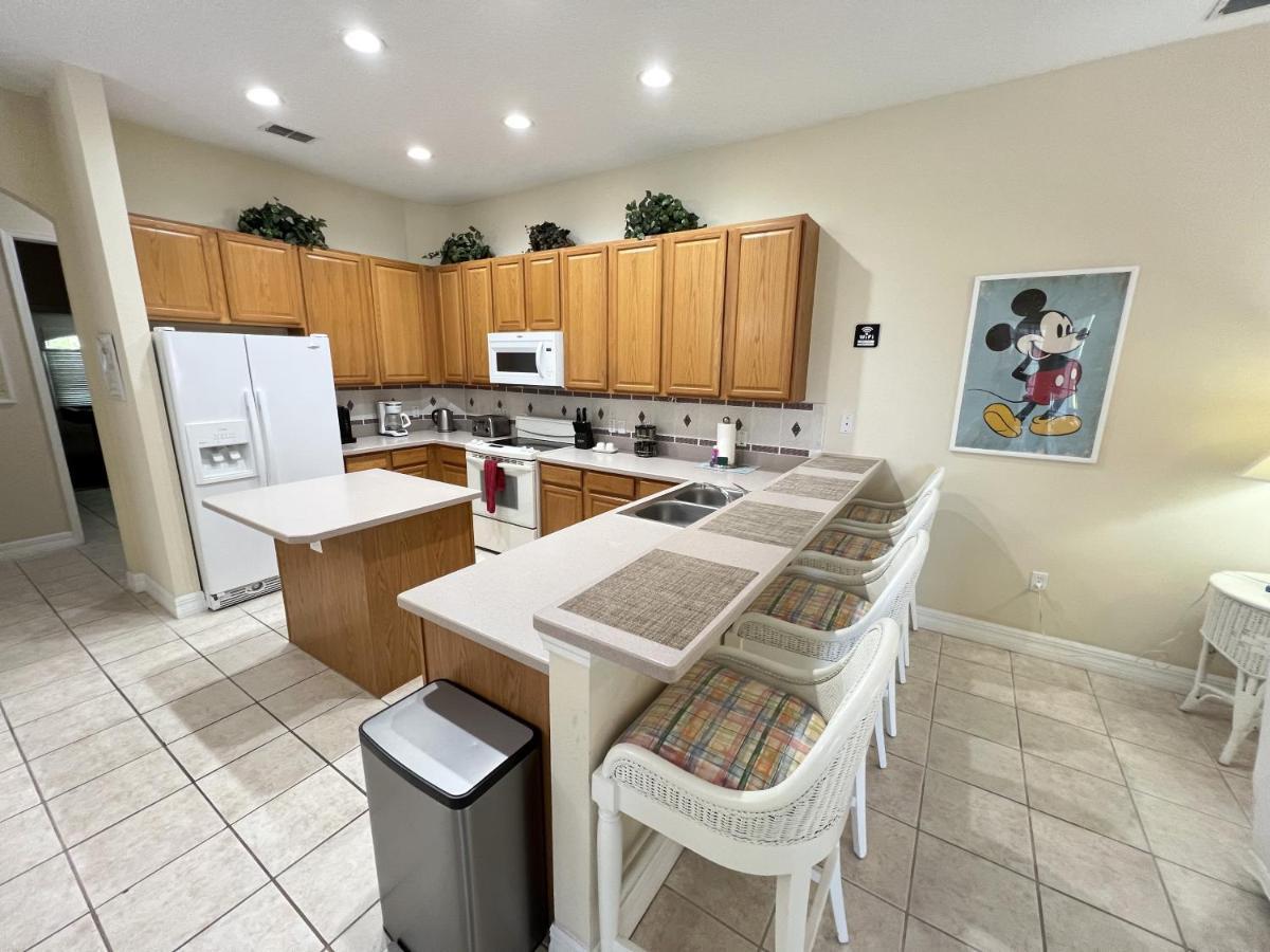Mickeys Corner - Fantastic 5Br With Large Private Garden Pool Hot Tub Game Room Gas Bbq 2 Miles To Disney Orlando Ngoại thất bức ảnh