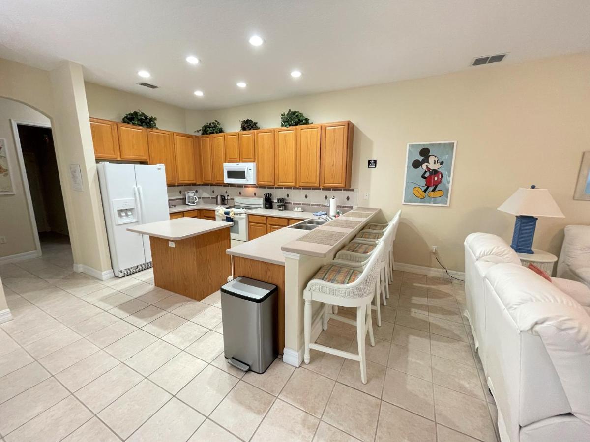 Mickeys Corner - Fantastic 5Br With Large Private Garden Pool Hot Tub Game Room Gas Bbq 2 Miles To Disney Orlando Ngoại thất bức ảnh